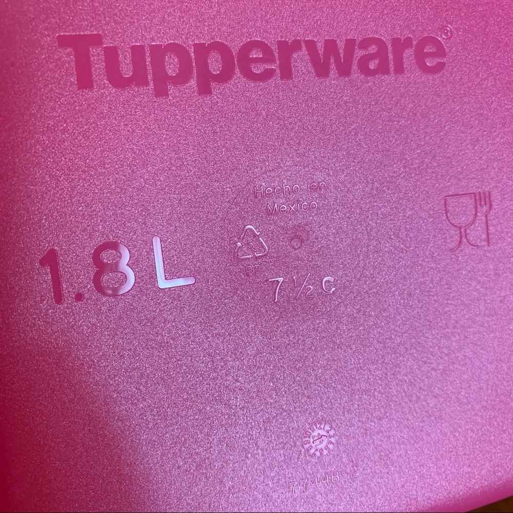 Tupperware Fridge Storage Container Set - Picture 6 of 9